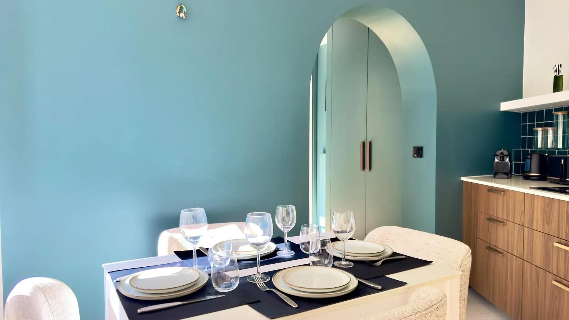 Апартаменты Charmant Appartement 4P - Arc De Triomphe 17Eme Париж